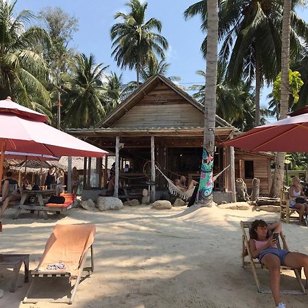 Castaway Beach Bungalows سورات ثاني المظهر الخارجي الصورة