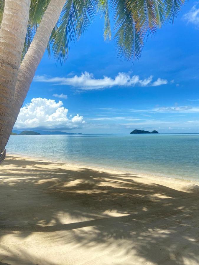 Castaway Beach Bungalows سورات ثاني المظهر الخارجي الصورة