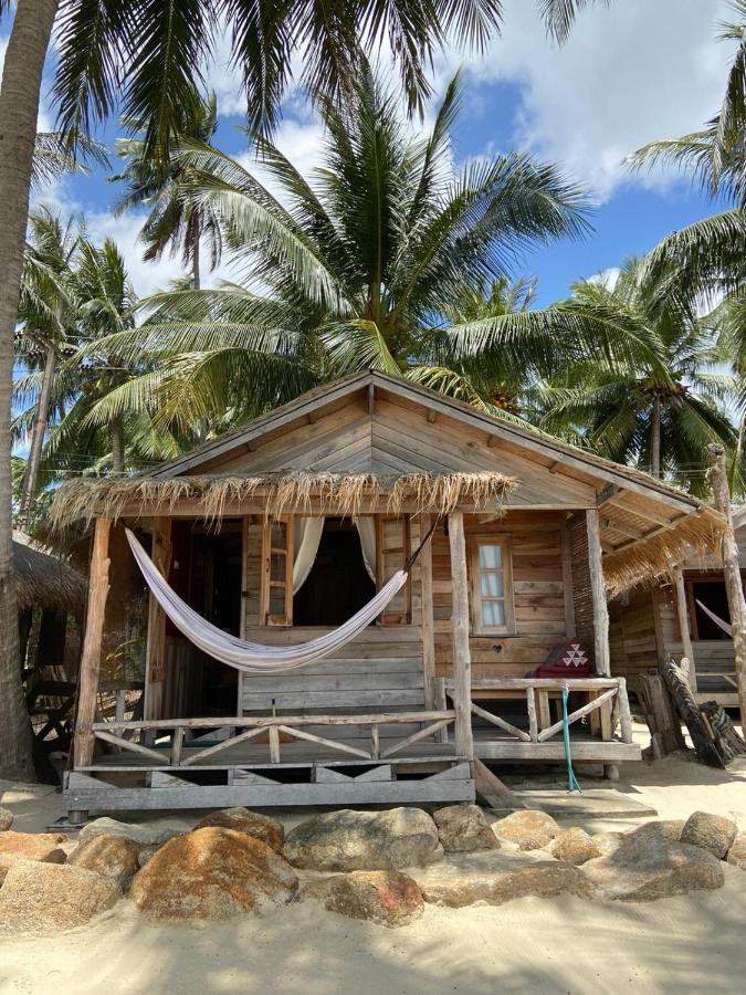 Castaway Beach Bungalows سورات ثاني المظهر الخارجي الصورة