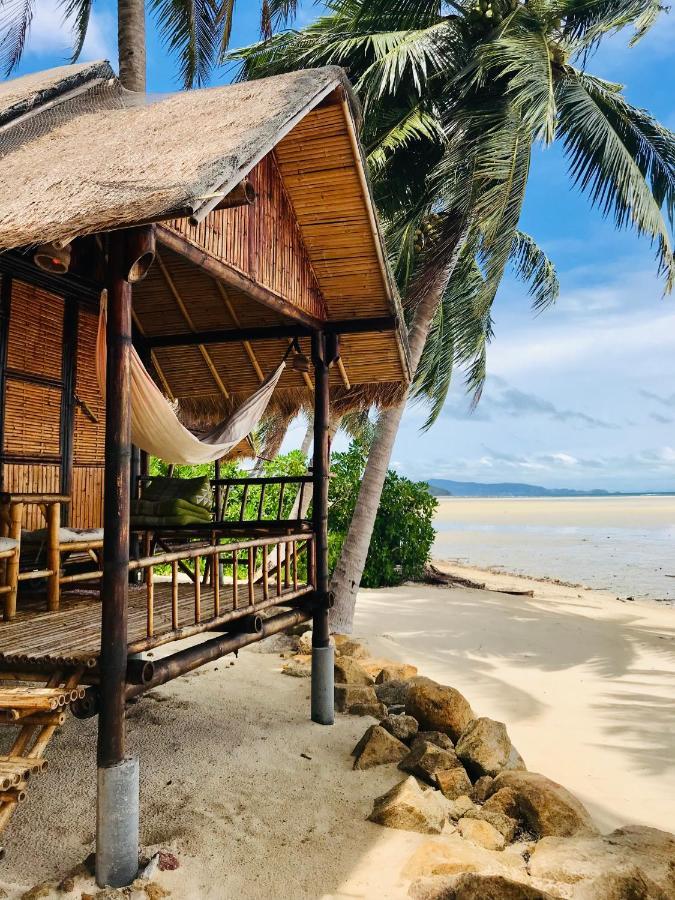 Castaway Beach Bungalows سورات ثاني المظهر الخارجي الصورة