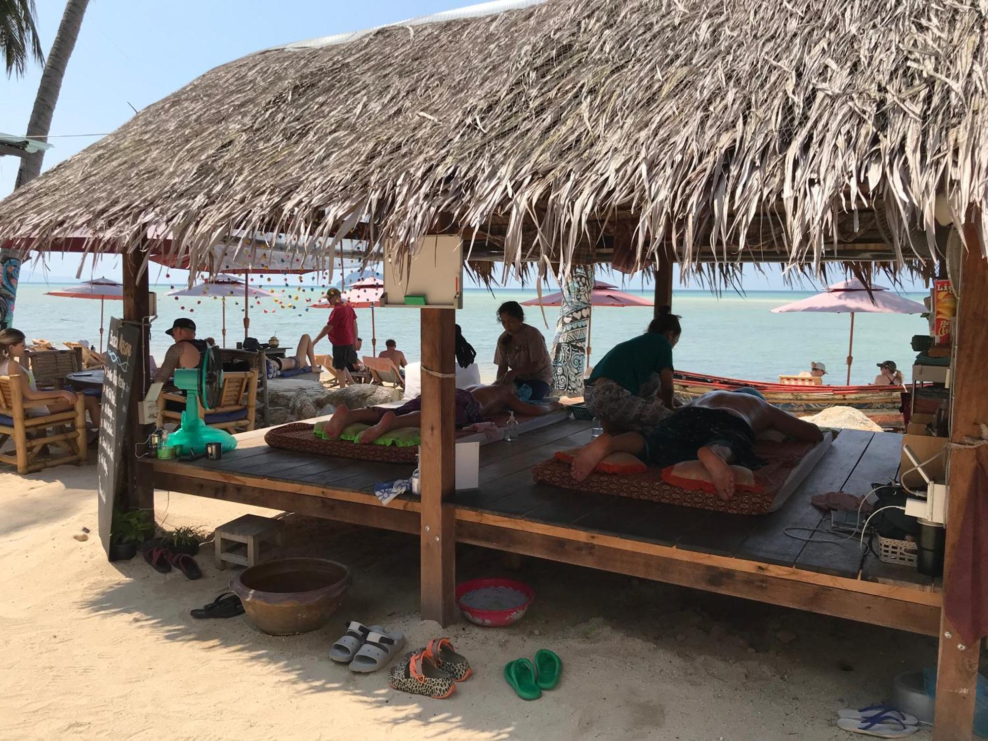 Castaway Beach Bungalows سورات ثاني المظهر الخارجي الصورة
