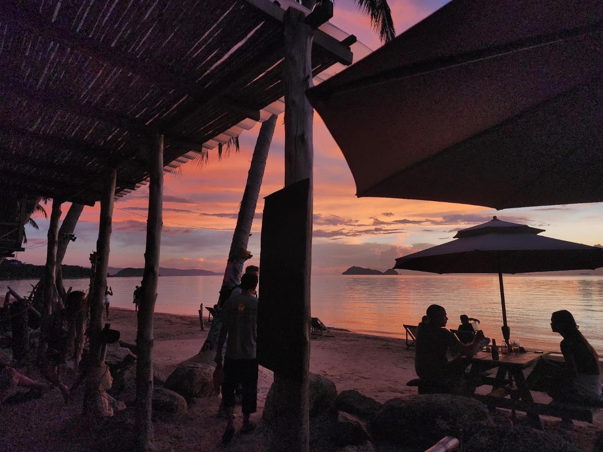 Castaway Beach Bungalows سورات ثاني المظهر الخارجي الصورة