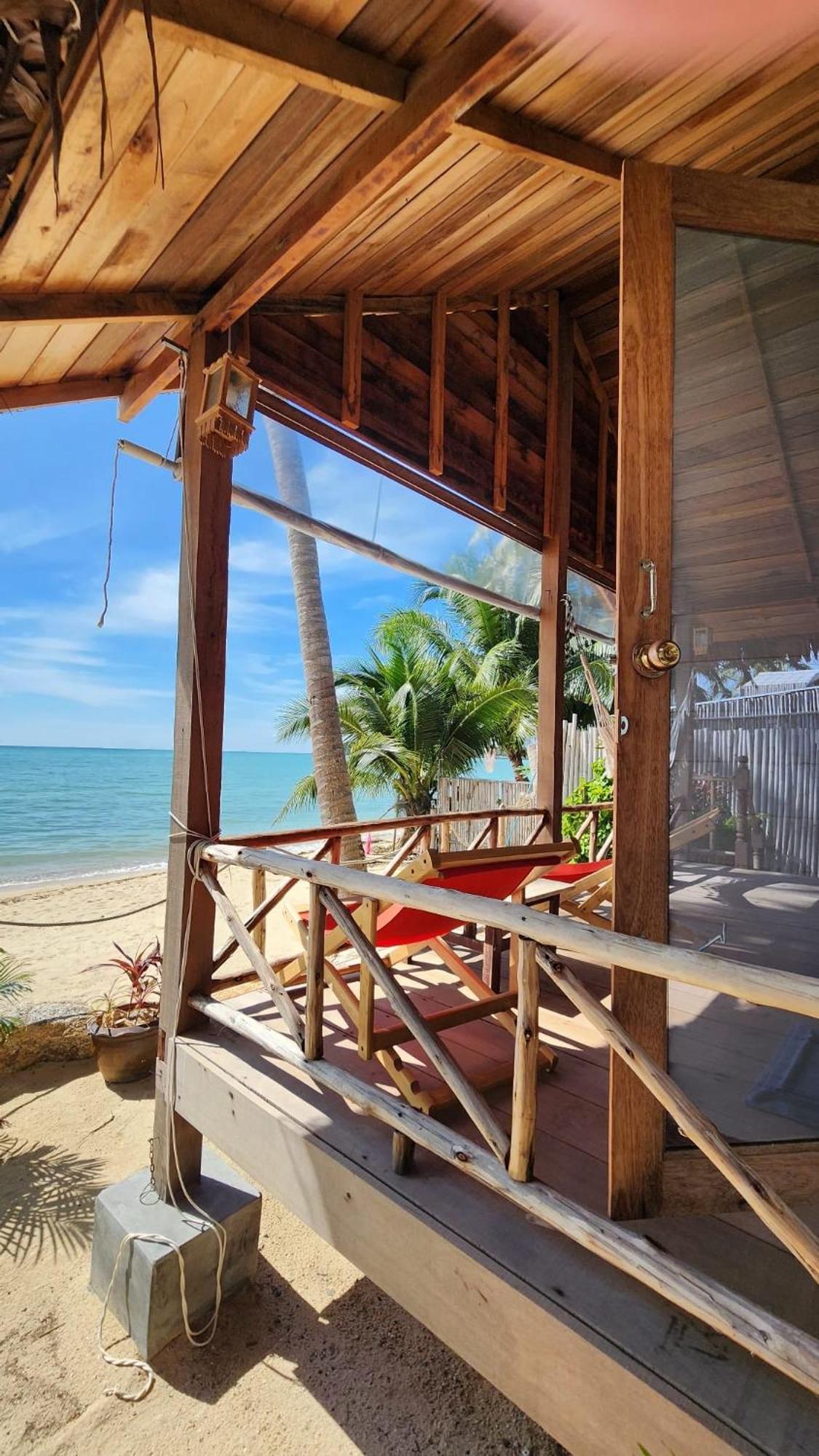 Castaway Beach Bungalows سورات ثاني المظهر الخارجي الصورة