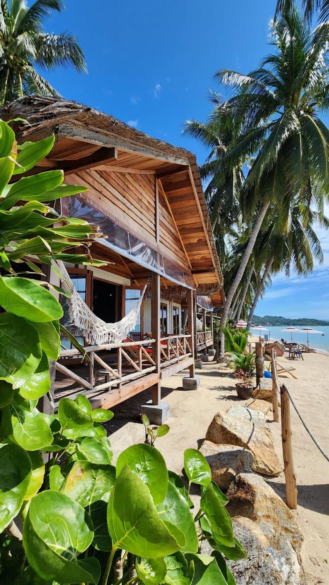 Castaway Beach Bungalows سورات ثاني المظهر الخارجي الصورة